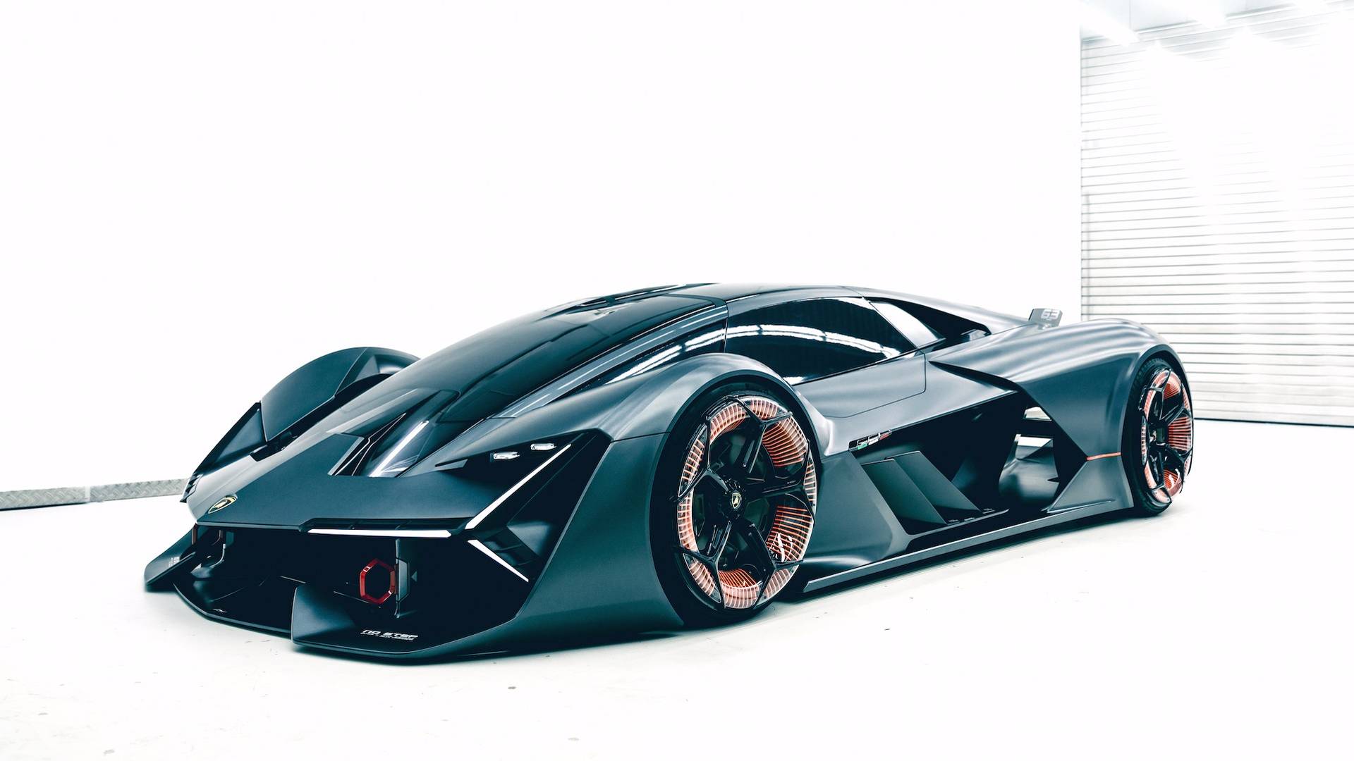 The Lamborghini mixed supercar will be unveiled at the 2019 Frankfurt Motor Show