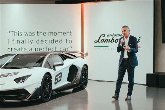 Lamborghini sets the Innovation Change Award for women under 30