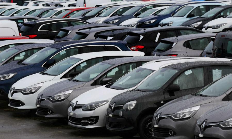 European car market sales in September fell 23% year-on-year Volkswagen / FCA and Renault led the decline